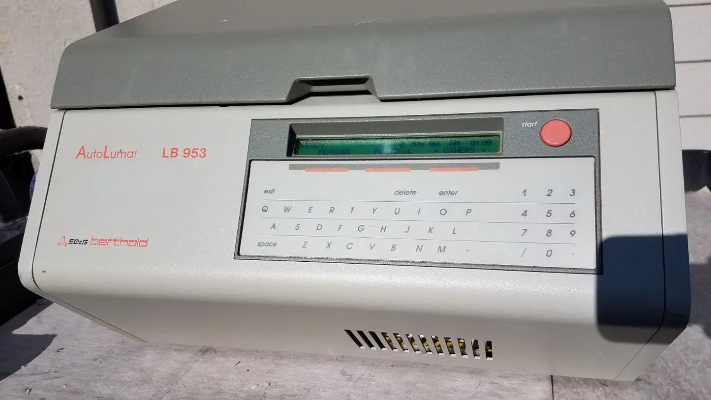 EG&G Berthold Autolumat LB 953 Multi-Tube Luminometer