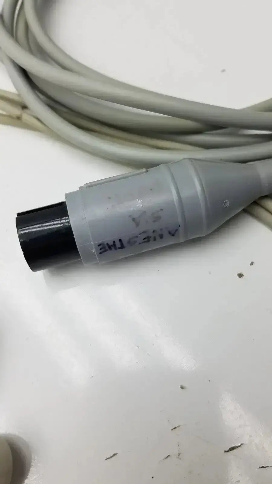 Gray ekg ecg 3 lead snap cable with black molded plastic connector for patient monitors 6 pin use