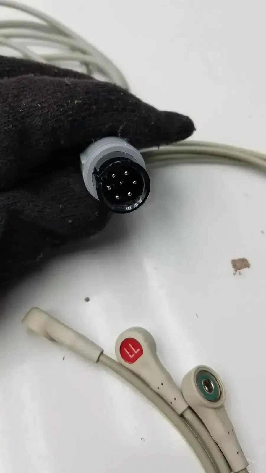 Gray ekg ecg 3 lead snap cable with black 6 pin connector and color-coded electrodes for patient monitors