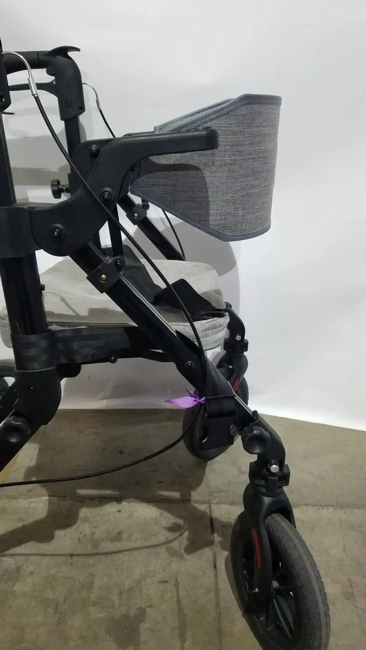 ELENKER 2-in-1 Folding Rollator Walker & Transport Chair - SILVER Mobility Seat