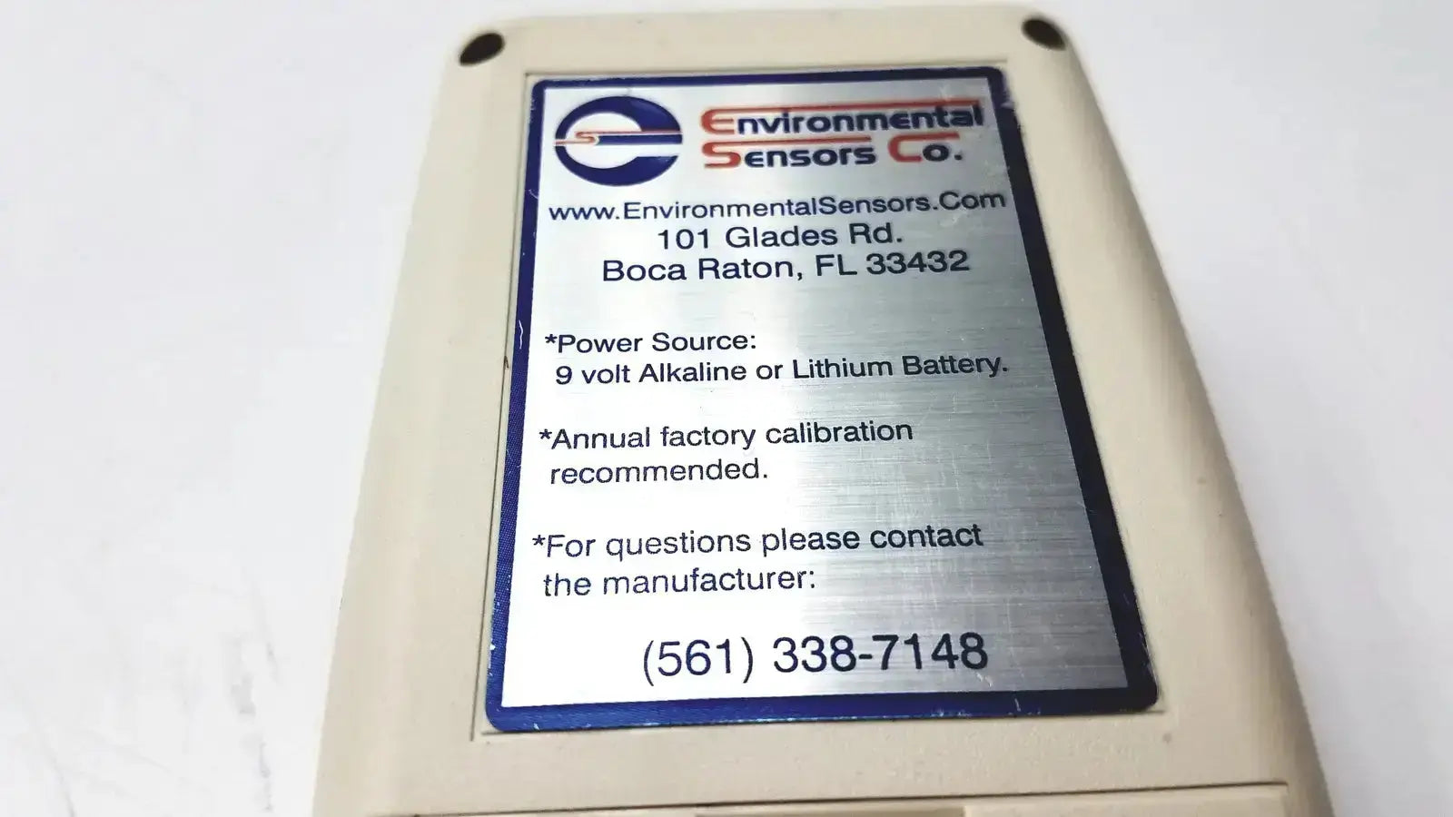 Beige plastic environmental sensors z100 ethylene oxide meter with silver metallic label for ethylene oxide monitoring
