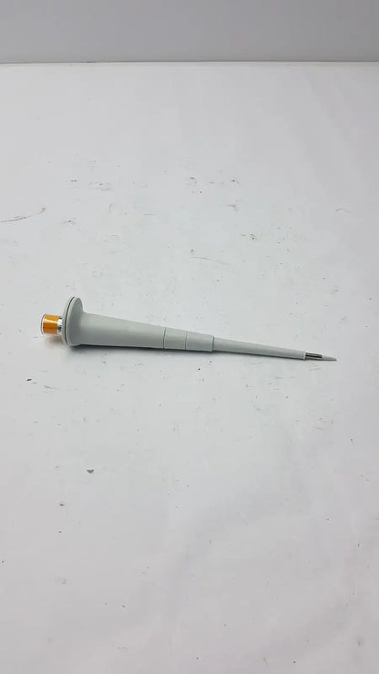Eppendorf 4700 pipette pipet Single Channel Fixed Volume - Pipette
