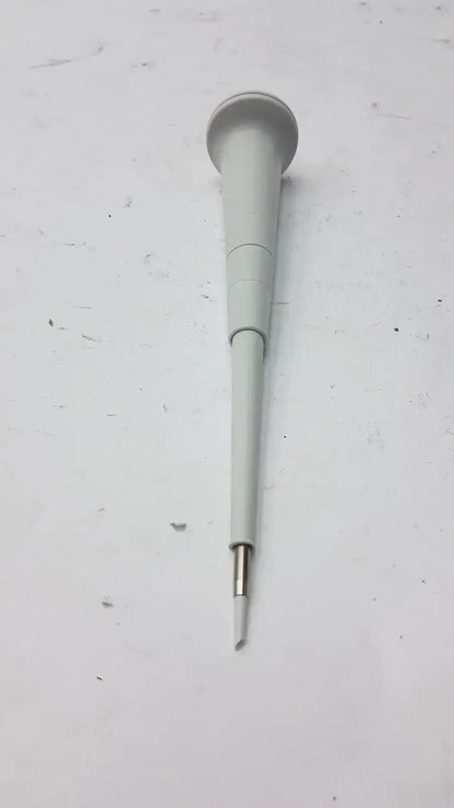 Eppendorf 4700 pipette pipet Single Channel Fixed Volume - Pipette