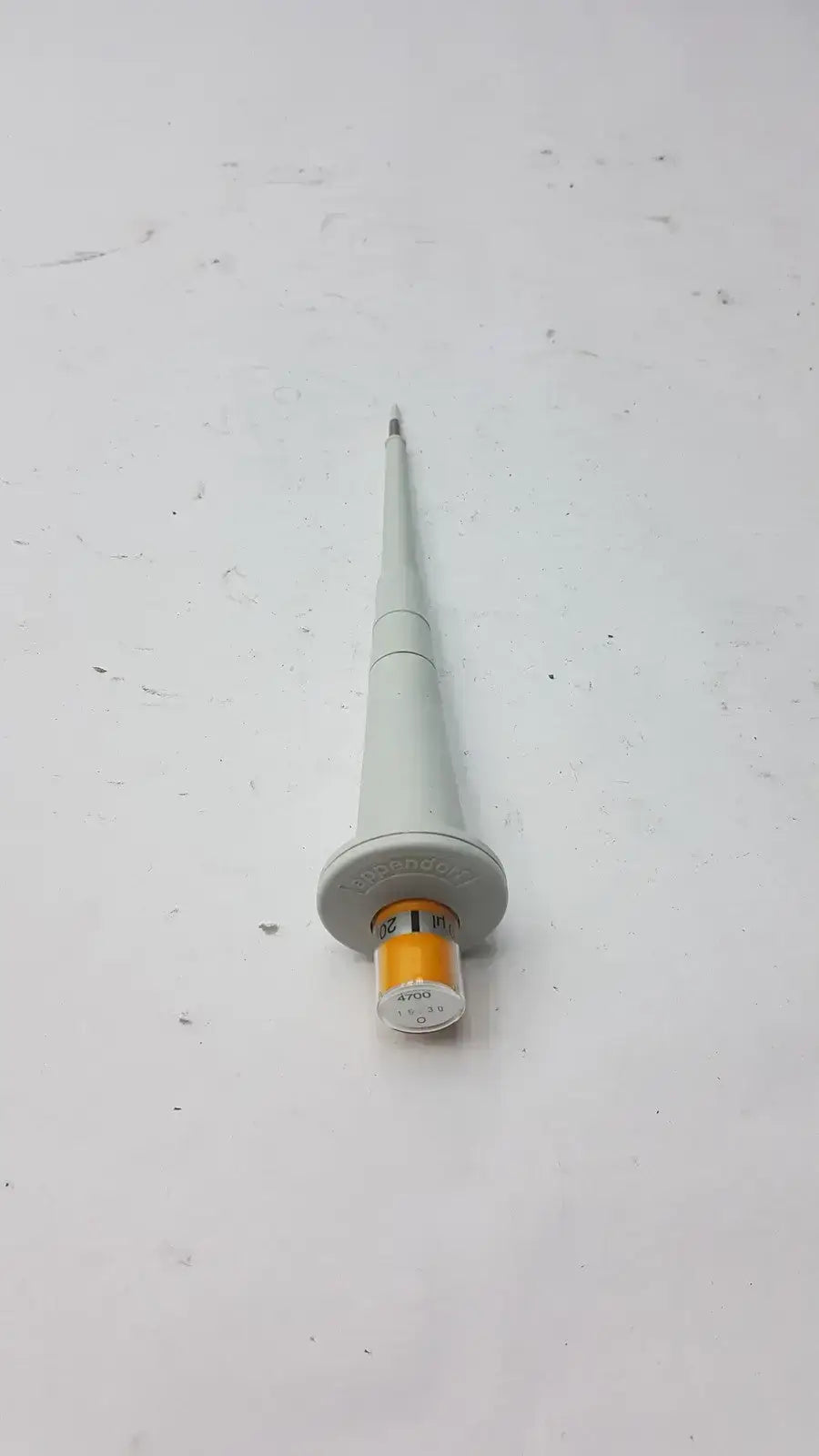 Eppendorf 4700 pipette pipet Single Channel Fixed Volume - Pipette