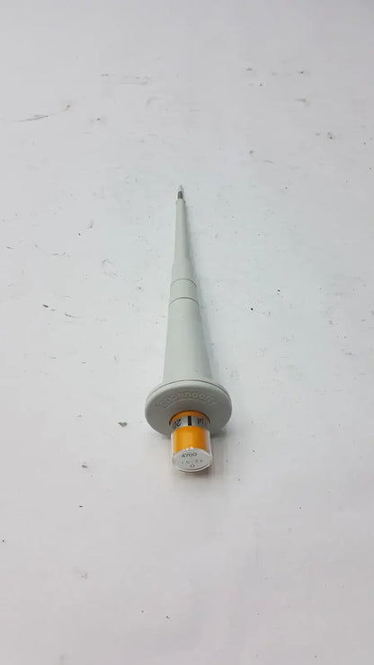 Eppendorf 4700 pipette pipet Single Channel Fixed Volume - Pipette