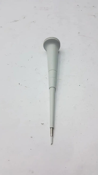 Eppendorf 4700 pipette pipet Single Channel Fixed Volume - Pipette