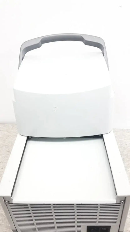 Eppendorf 6325 High-Performance Centrifuge for Lab Sample Separation - Laboratory