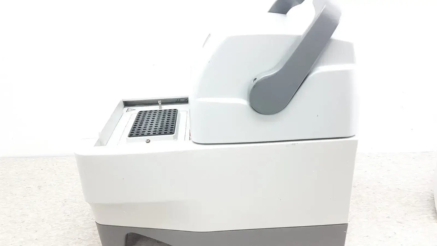 Eppendorf 6325 High-Performance Centrifuge for Lab Sample Separation - Laboratory