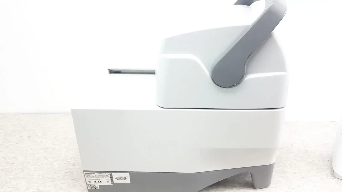 Eppendorf 6325 High-Performance Centrifuge for Lab Sample Separation - Laboratory