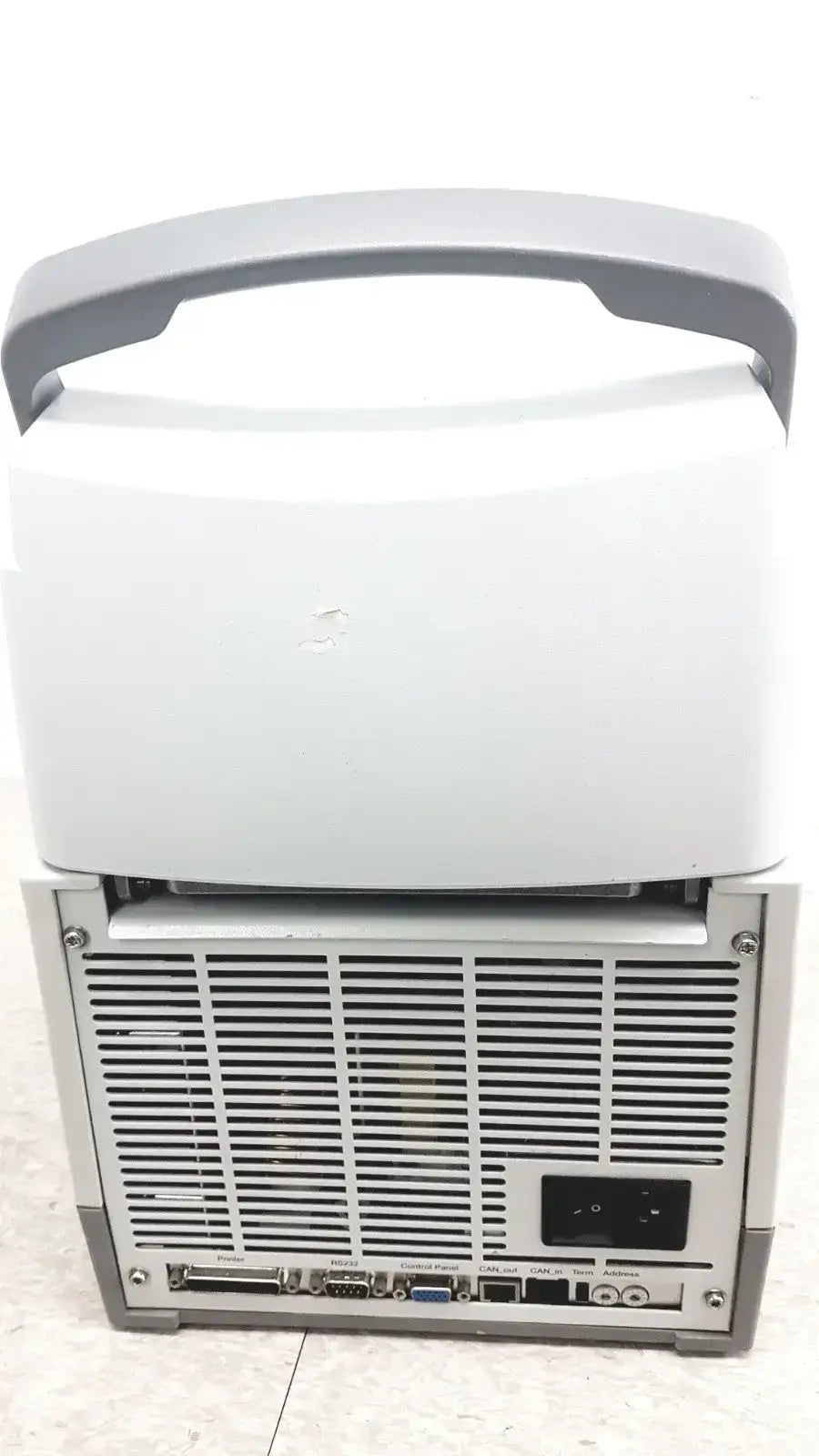 Eppendorf 6325 High-Performance Centrifuge for Lab Sample Separation - Laboratory