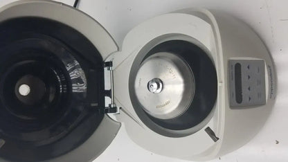 Eppendorf Mini Spin Plus Centrifuge