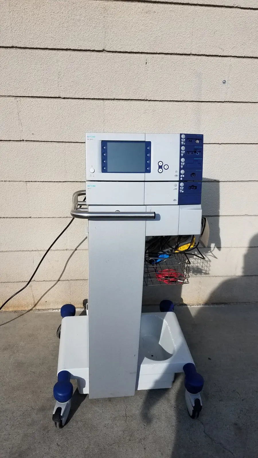 Erbe Vio 300D Erbe APC 2 ERBE EIP 2 ESU System V 2.7.0 with cart