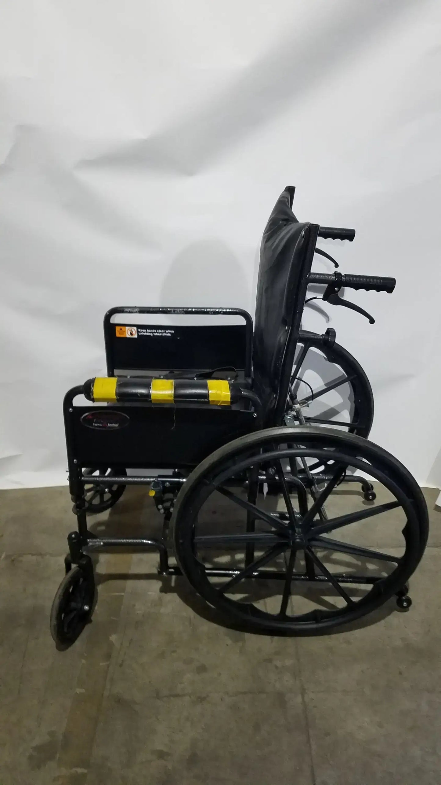 Everest & Jennings Advantage Recliner Folding Manual Wheelchair