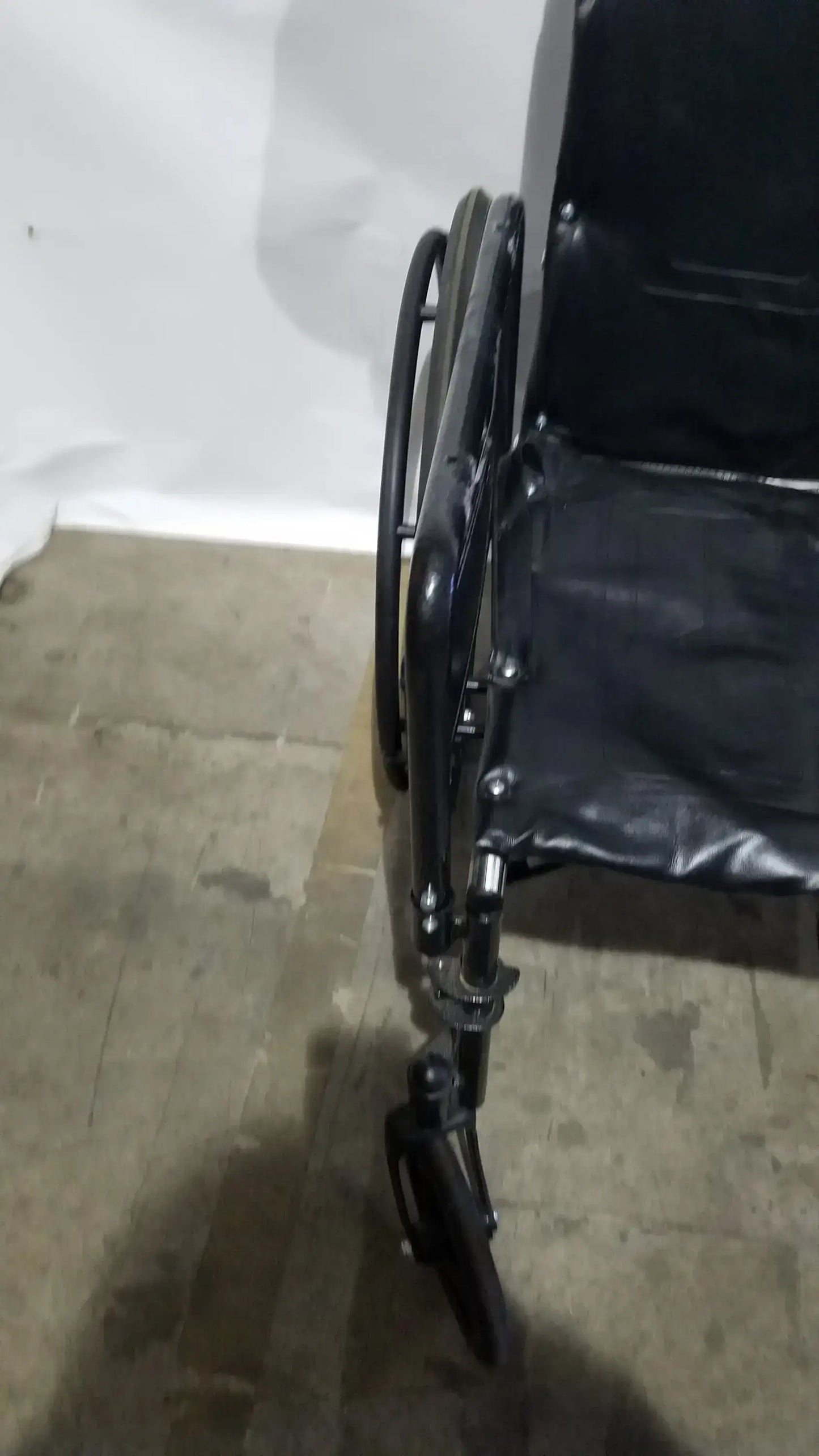 Everest & Jennings Advantage Recliner Folding Manual Wheelchair