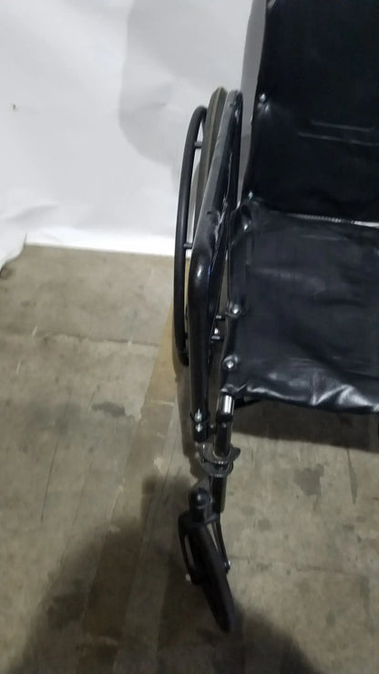 Everest & Jennings Advantage Recliner Folding Manual Wheelchair