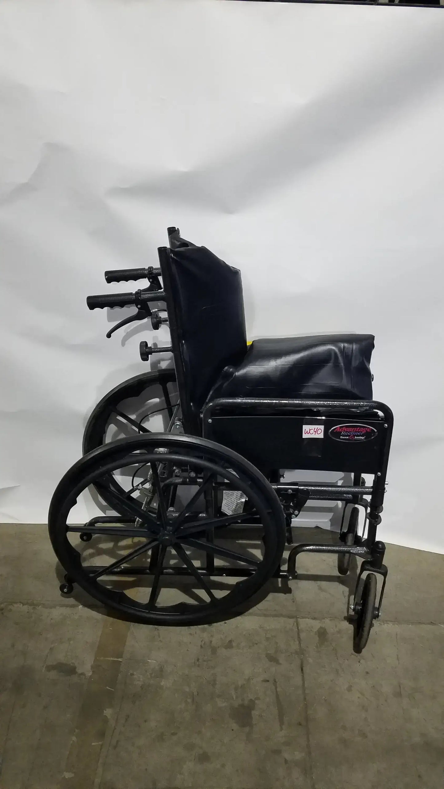 Everest & Jennings Advantage Recliner Folding Manual Wheelchair