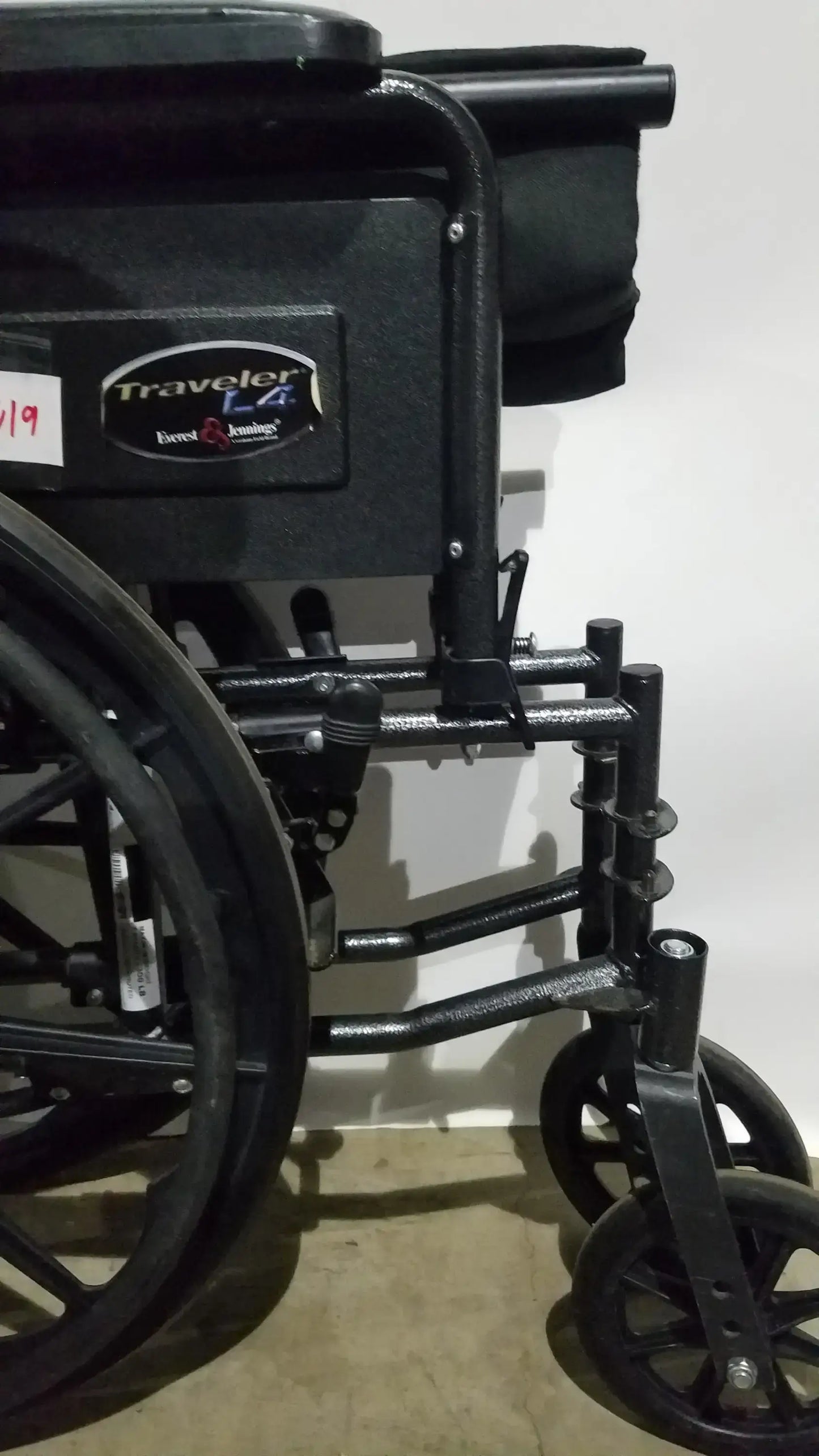 Everest & Jennings Traveler L4 Wheelchair Ultralight Adjustable Height Adult