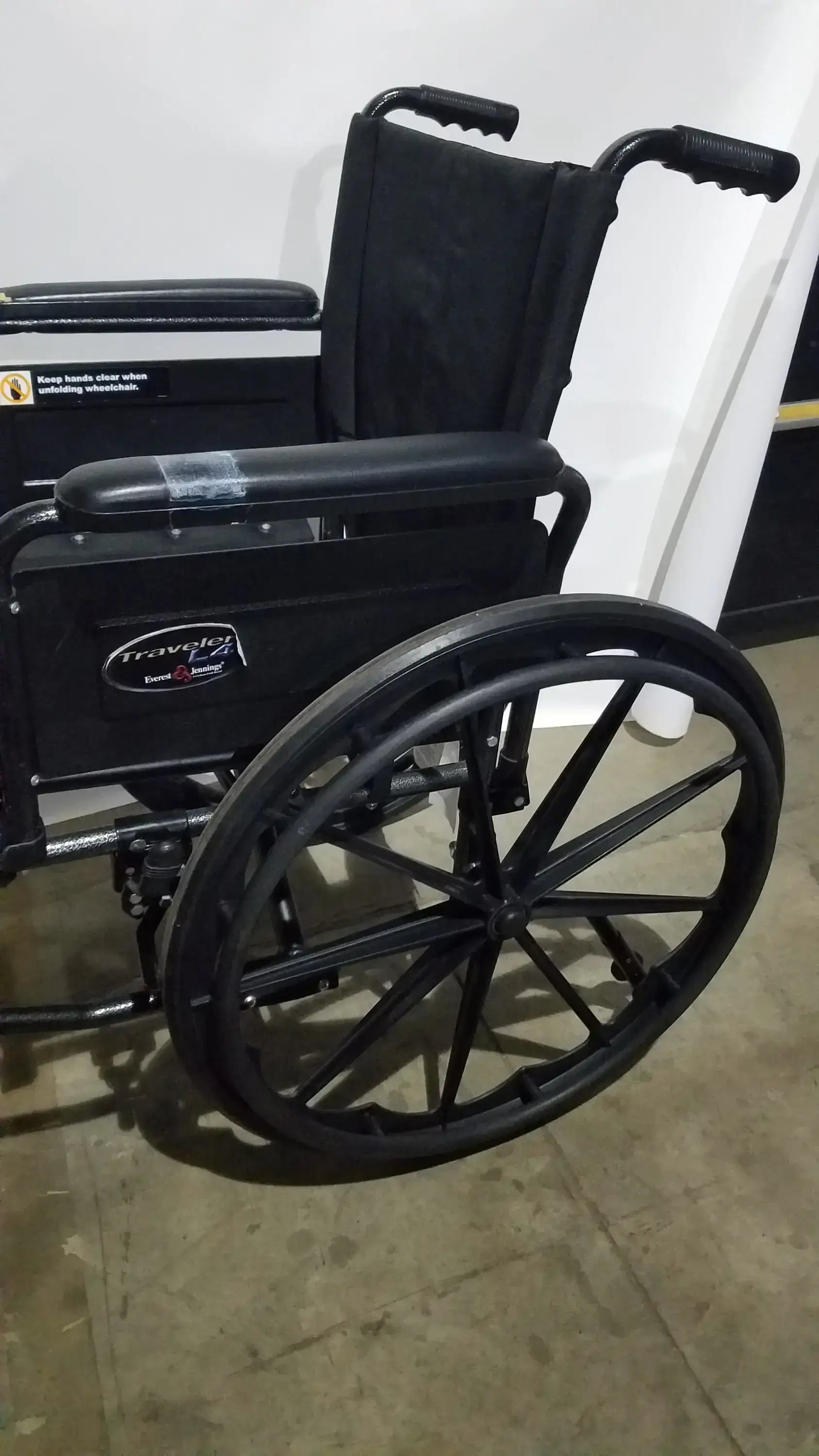 Everest & Jennings Traveler L4 Wheelchair Ultralight Adjustable Height Adult