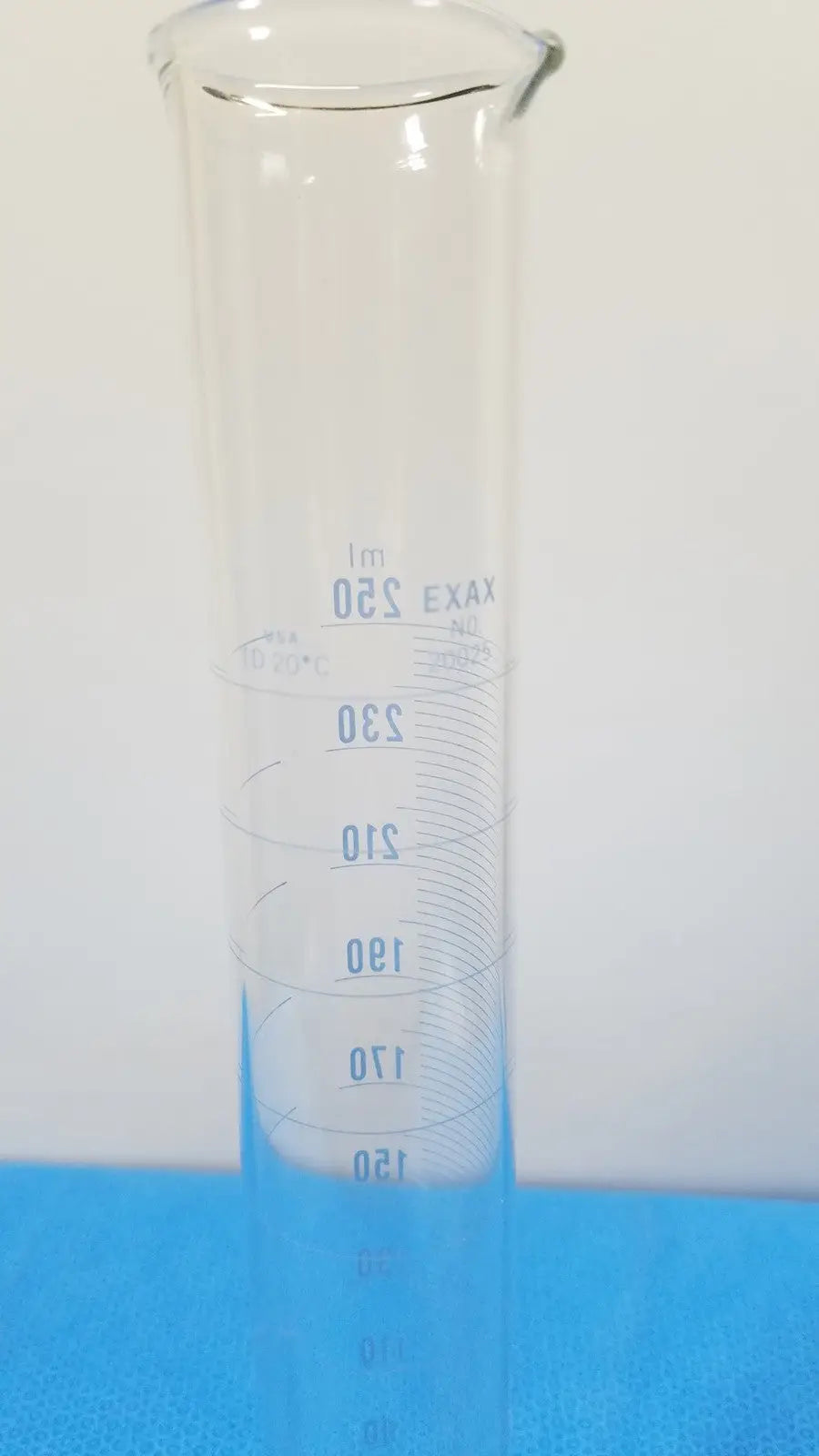 Exax 250 mL Glass Graduated Cylinder – Single Metric Scale Laboratory Glassware
