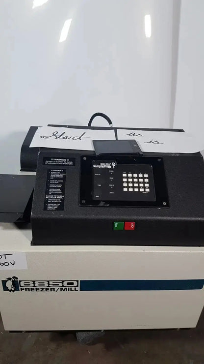 Excellent spex 6850 black and white industrial freezer mill with digital keypad for biomedical evaluation and hospital surplus use