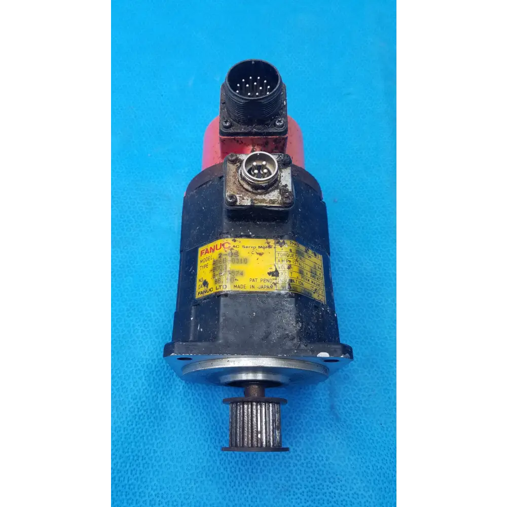 Fanuc A06B-0310-B002 AC Servo Motor - Model 2-0S 4-Pin & 17-Pin Connector - servo motor