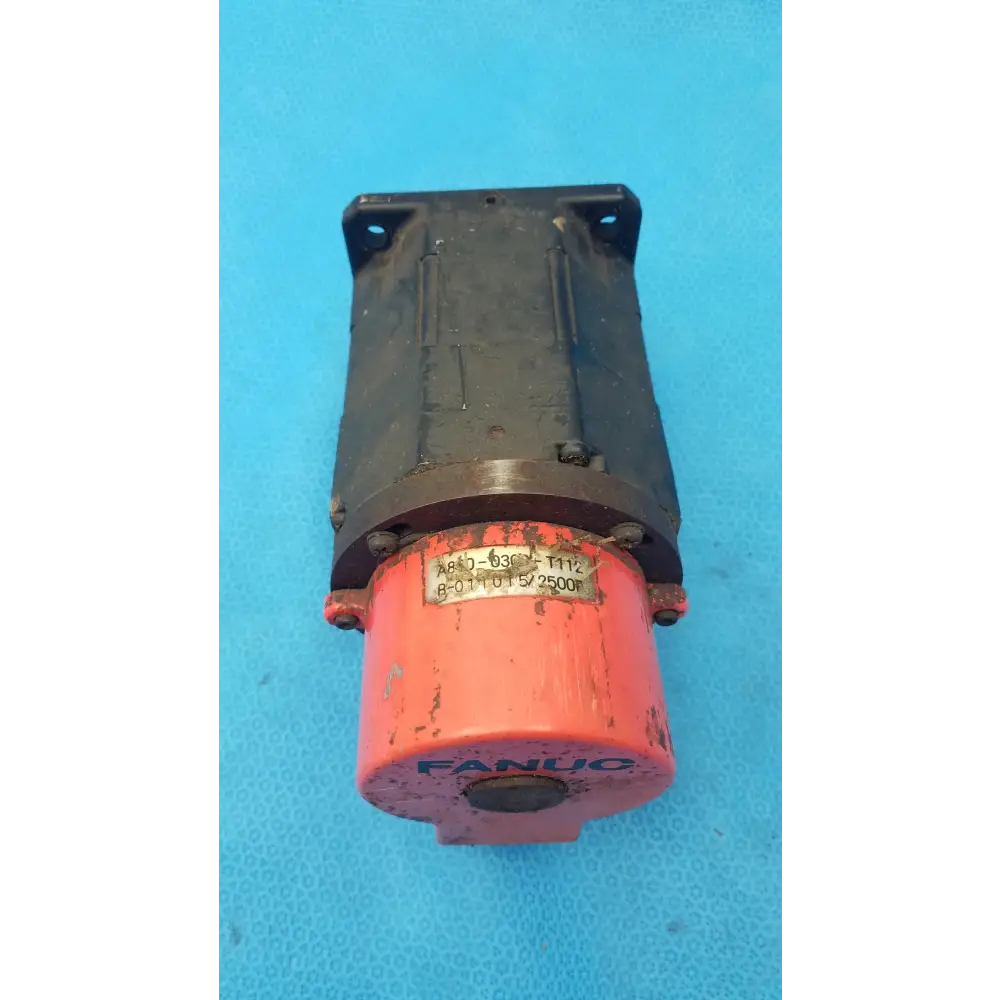 Fanuc A06B-0310-B002 AC Servo Motor - Model 2-0S 4-Pin & 17-Pin Connector - servo motor
