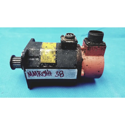 Fanuc A06B-0310-B002 AC Servo Motor - Model 2-0S 4-Pin & 17-Pin Connector - servo motor