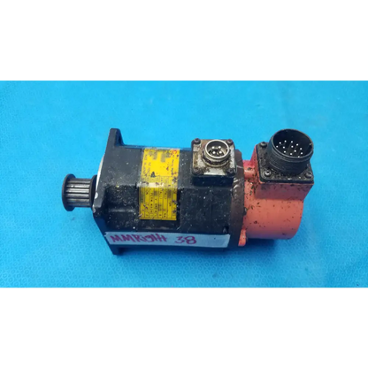 Fanuc A06B-0310-B002 AC Servo Motor - Model 2-0S 4-Pin & 17-Pin Connector - servo motor