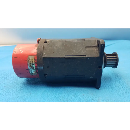 Fanuc A06B-0310-B002 AC Servo Motor - Model 2-0S 4-Pin & 17-Pin Connector - servo motor