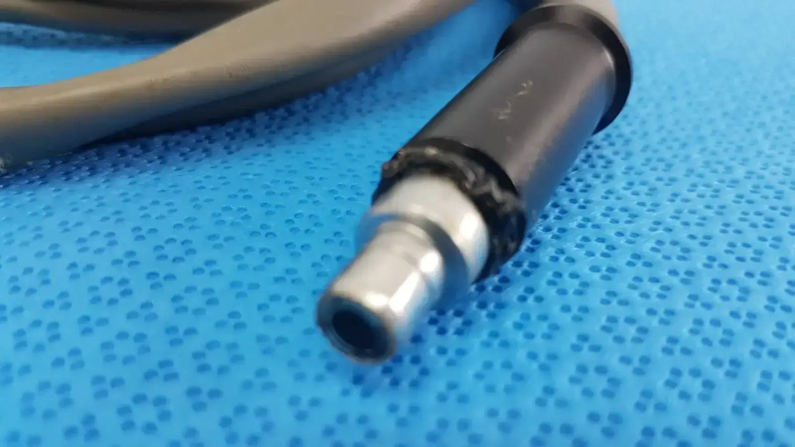 Fiberoptic Light Cable – Durable High-Quality Surgical Illumination