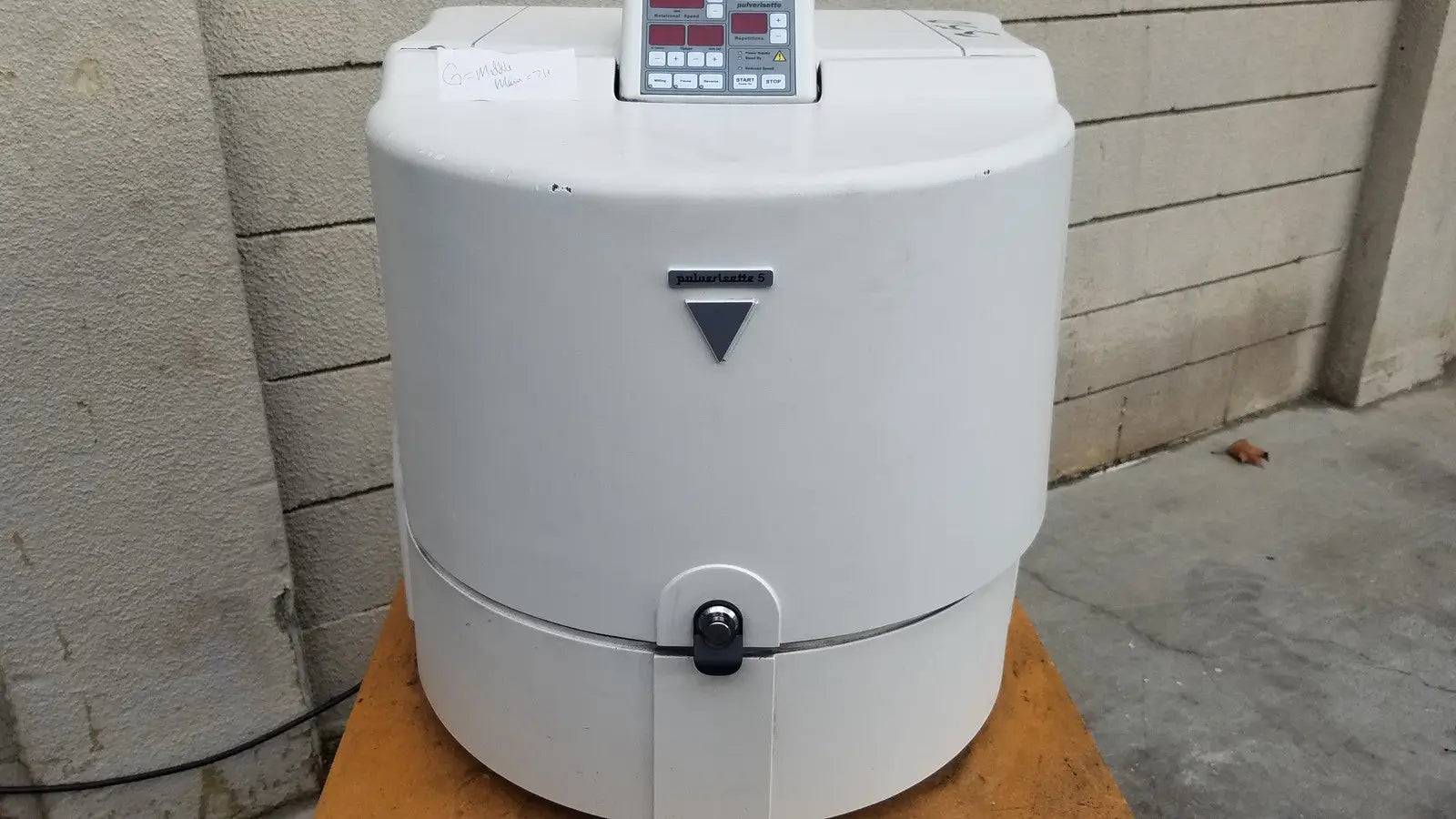 Fritsch Pulverisette 5 Planetary Ball Mill 05.5000/01444 Lab Grinder 2015