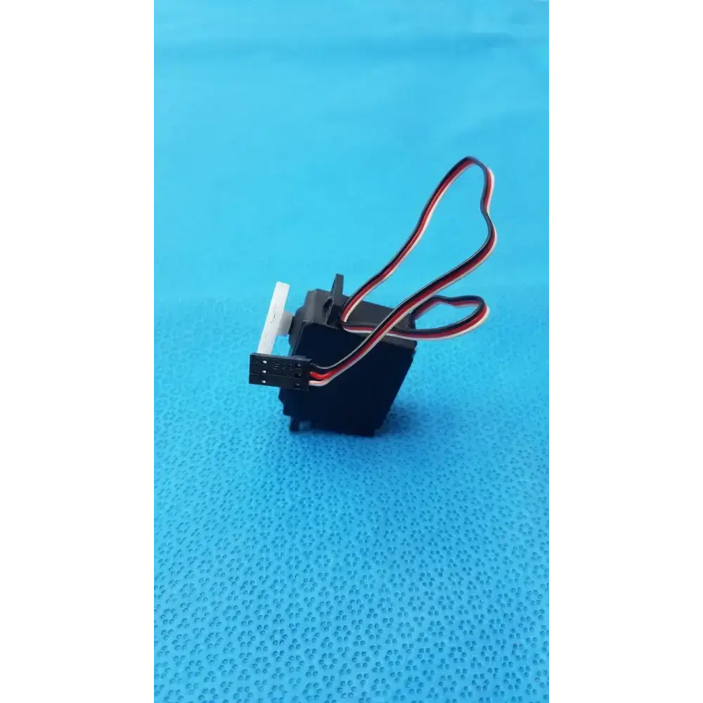 Futaba S3004 Standard Servo Ball Bearing - Motor