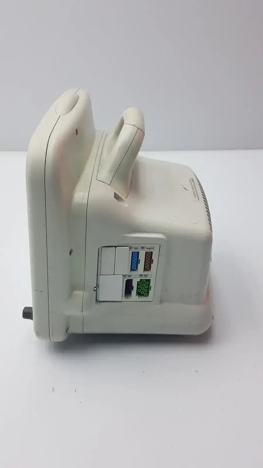 GE Dash 4000 Patient Monitor With BP SPO2 Temp CO2 NBP & ECG