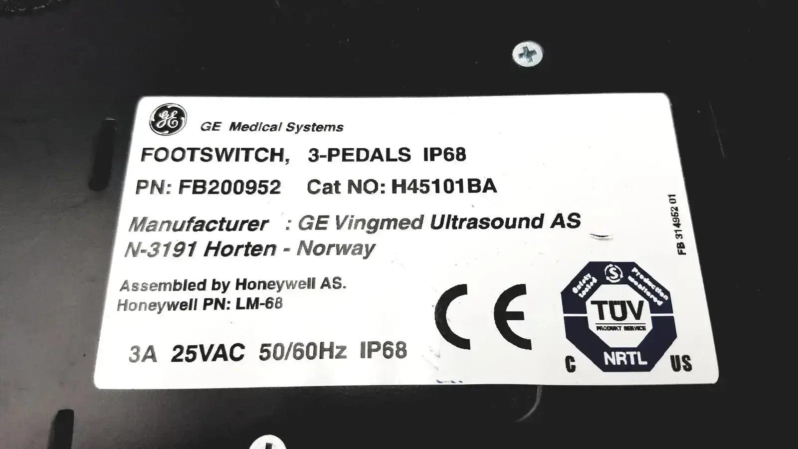 White label with black text and logos of ge medical systems footswitch 3-pedals ip68 model for medical systems use