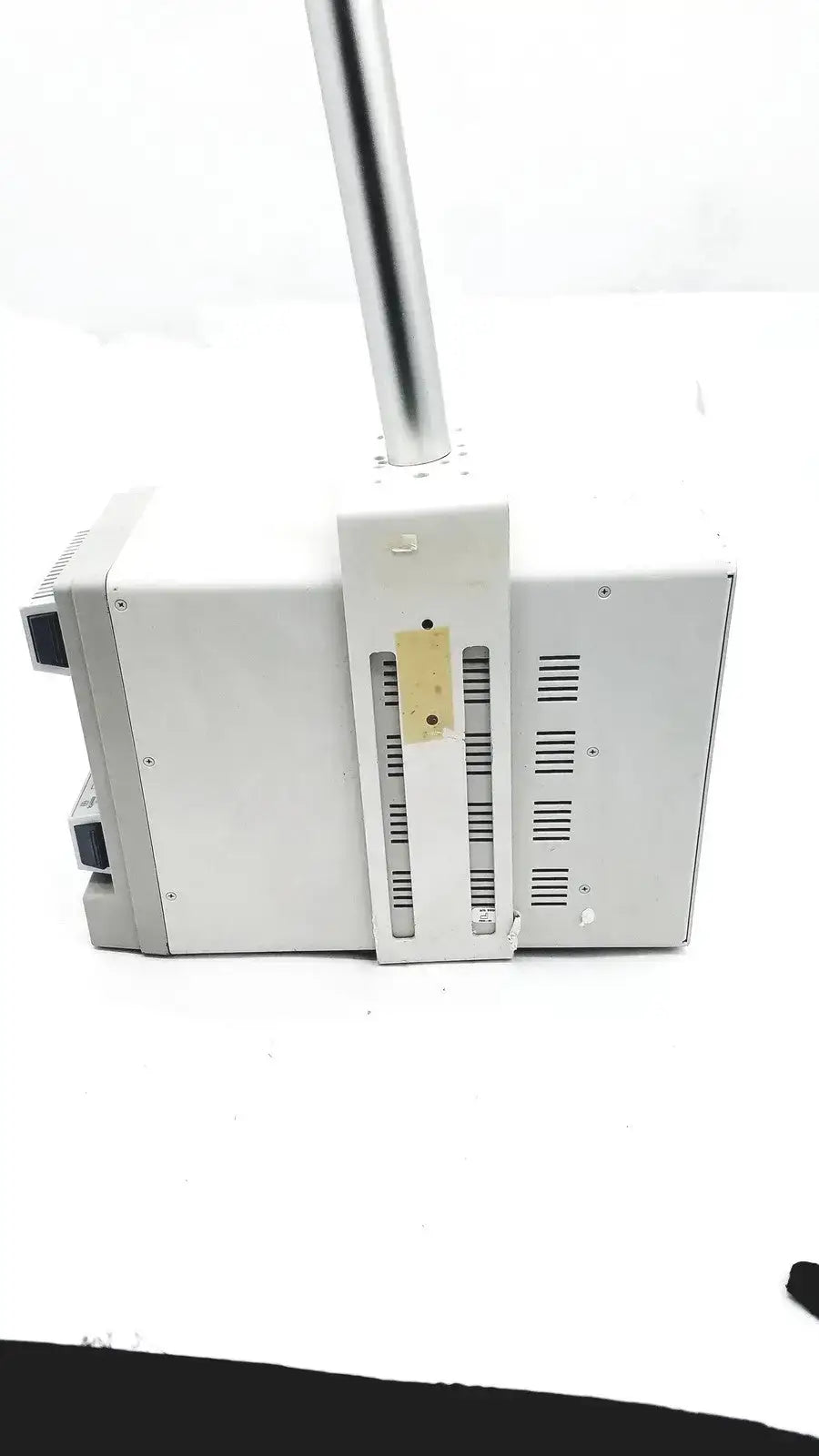 GE TRAM-RAC 4A with SPO2 module - Patient Monitor Rack