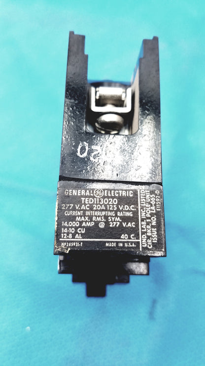 General Electric TED113020 1-Pole Circuit Breaker - Lot of 20