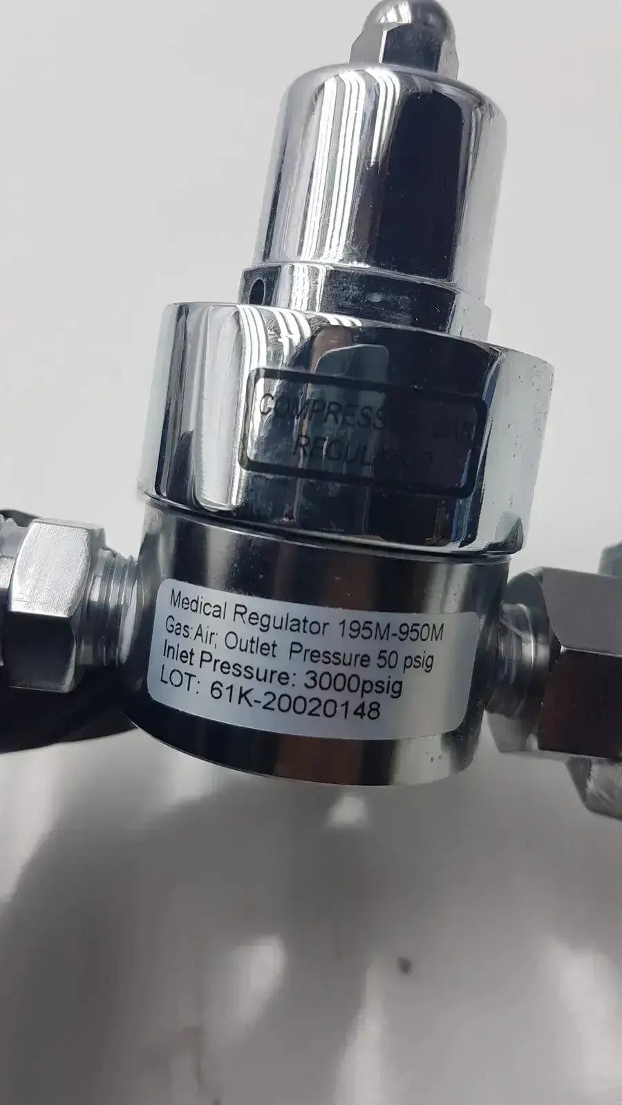 Chrome-finished gentec cga950 compressed air regulator model 195m-950m with engraved specs for 60 psi outlet pressure control