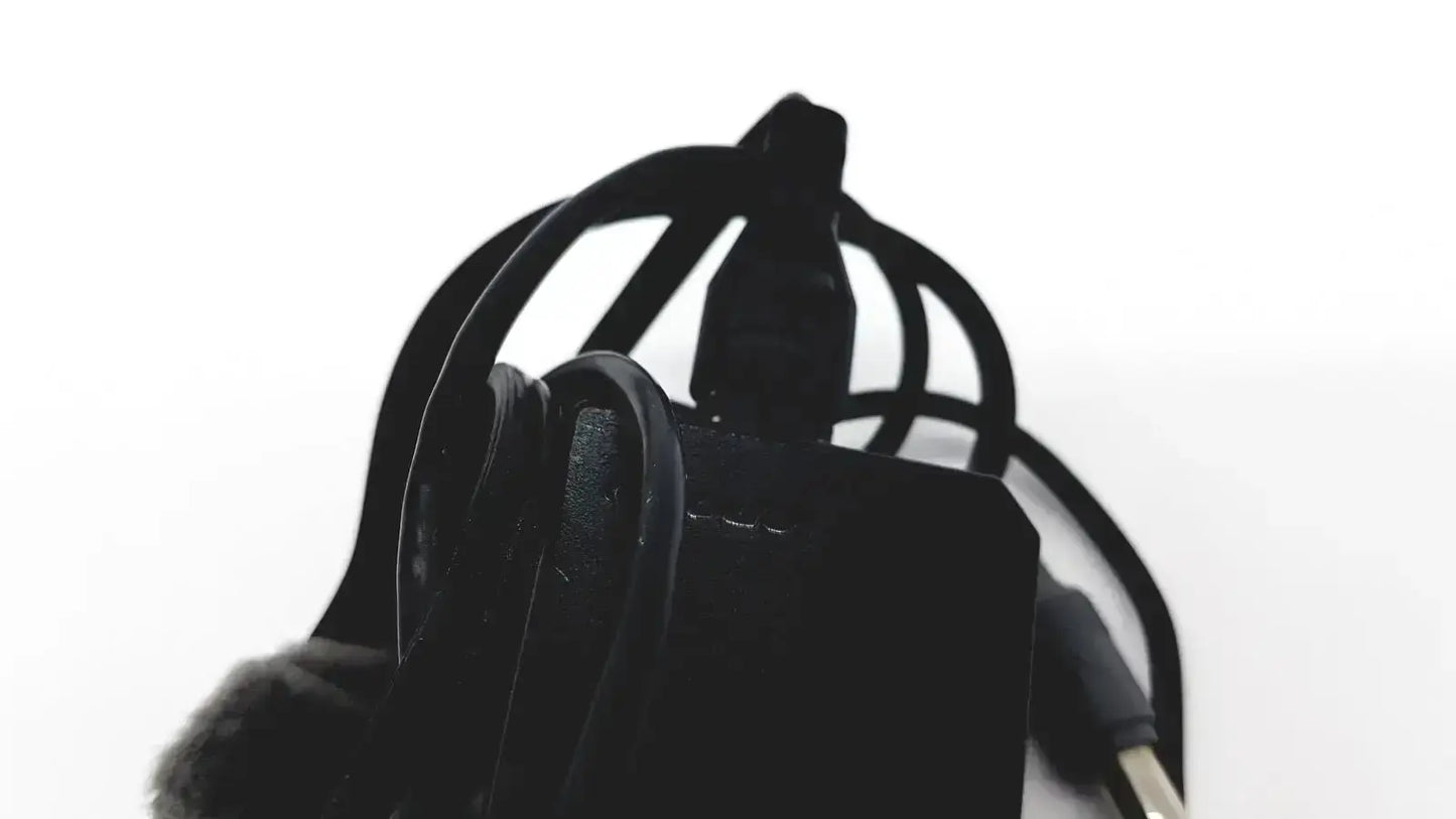 Black coiled lenovo 90w power supply with matte finish usb port and round tip 42t5000 for reliable charging