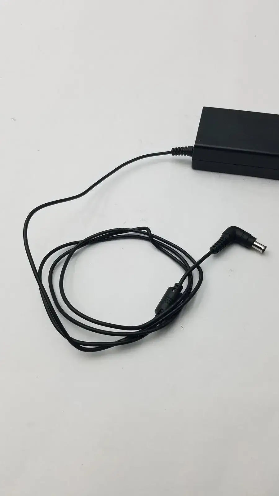 Genuine Samsung TV Monitor AC/DC Adapter Power Supply A4819_FDY 19V 2.53A 48W