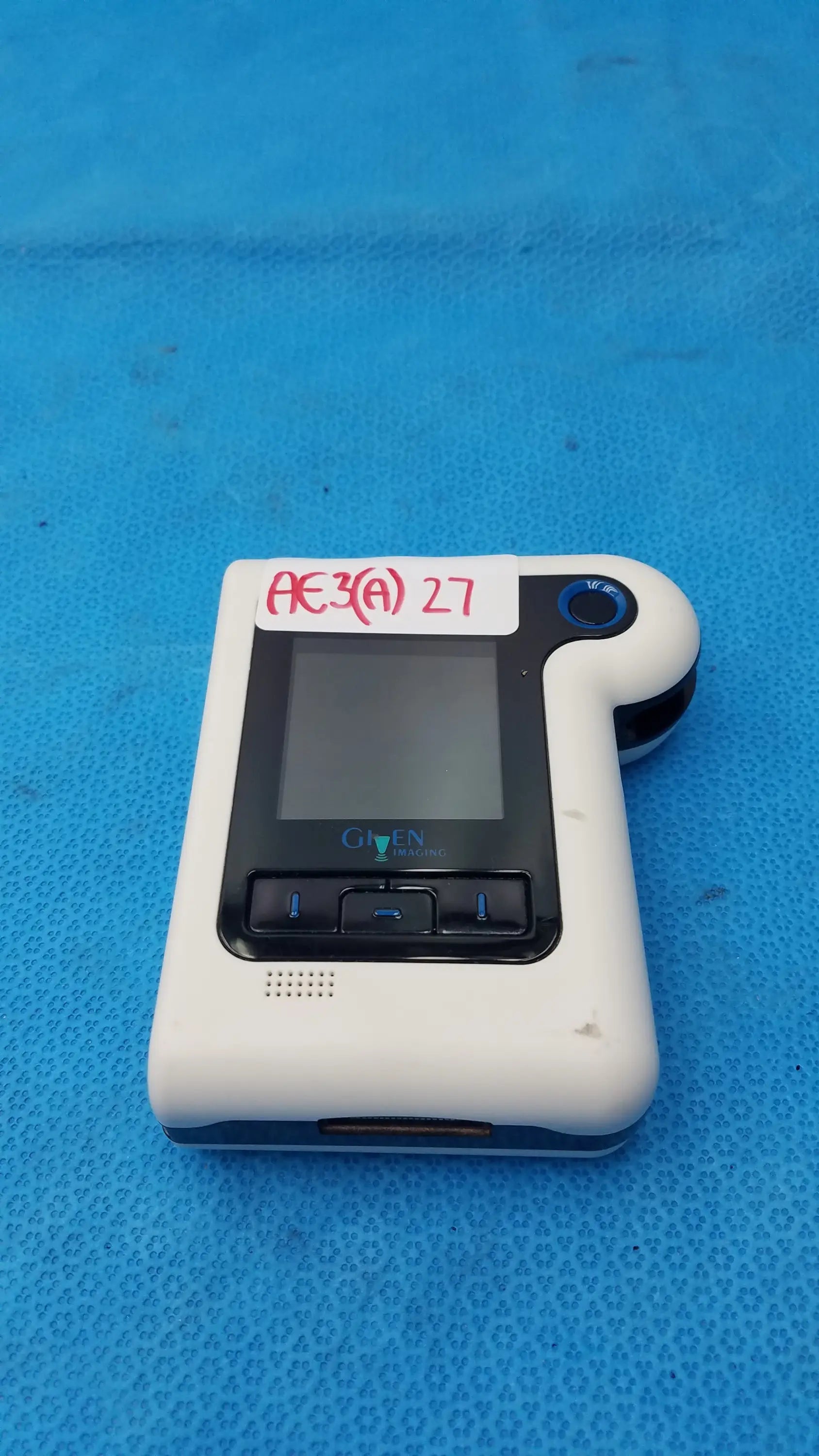 White plastic handheld given imaging pillcam recorder dr3 with small screen and black buttons for buy used medical equipment