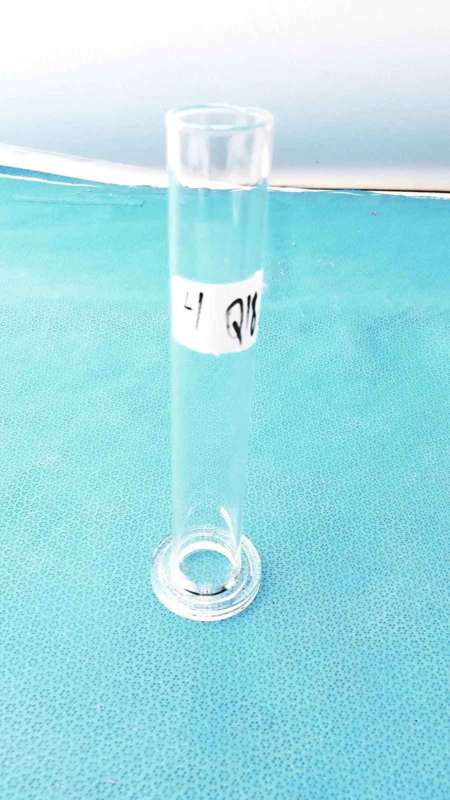 Glass 8'' Soil Test Cylinder – Borosilicate Graduated Sedimentation Jar