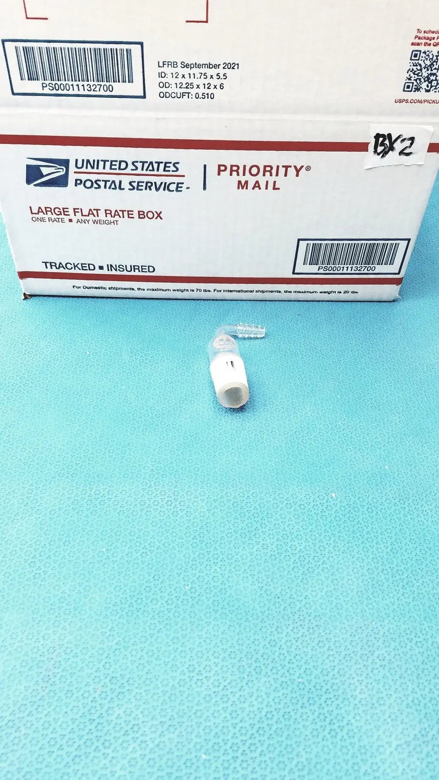 Glass Adapter – 24/40 Cone to Rubber Tubing, Right-Angle Connection