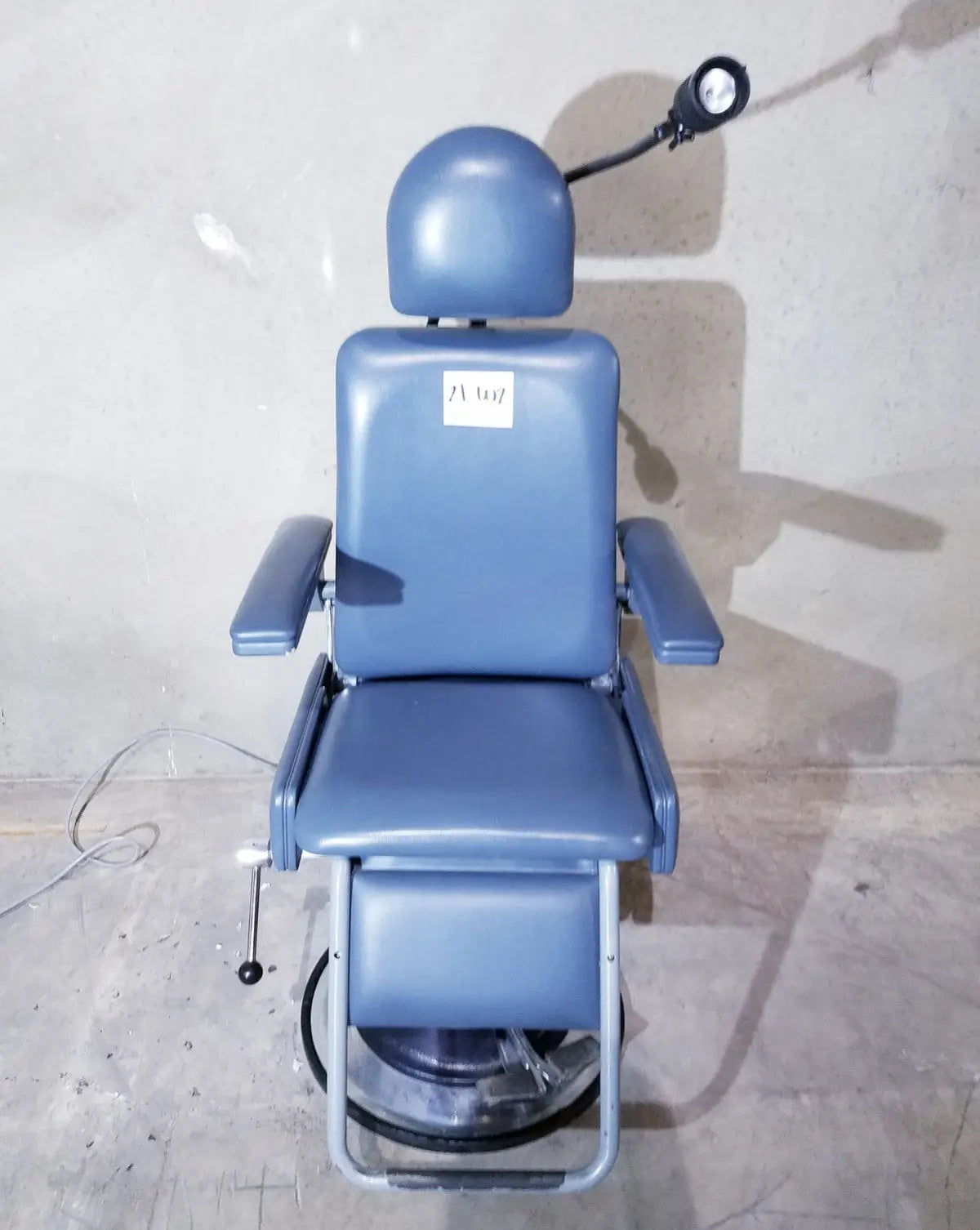 Global Surgical Corporation SMR Apex 2400 Exam Chair w/ Solarlite Lamp S900117
