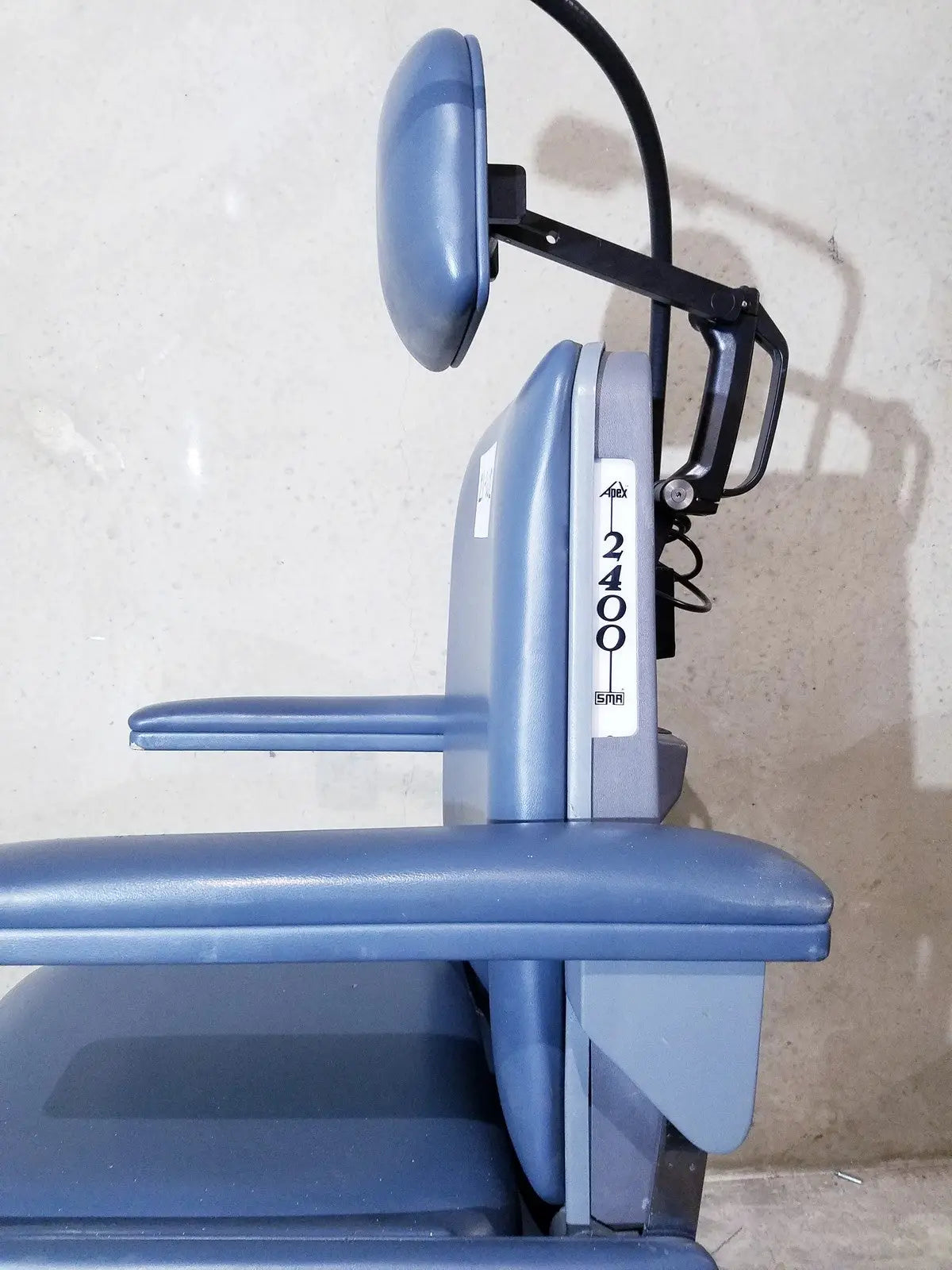 Global Surgical Corporation SMR Apex 2400 Exam Chair w/ Solarlite Lamp S900117