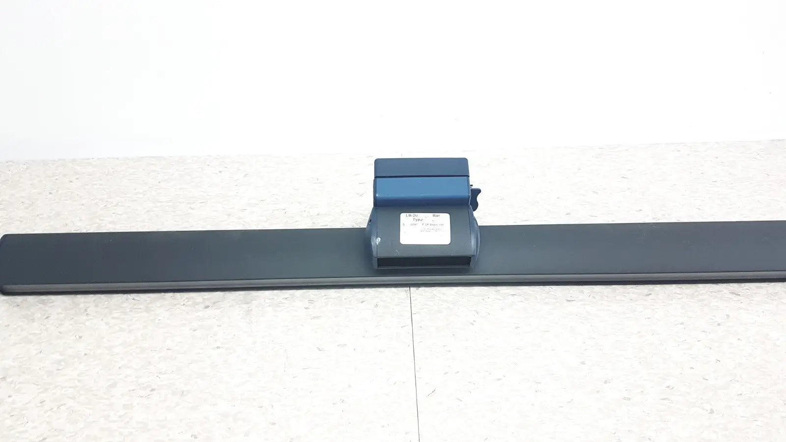GN Otometrics LB-200 Portable Light Bar