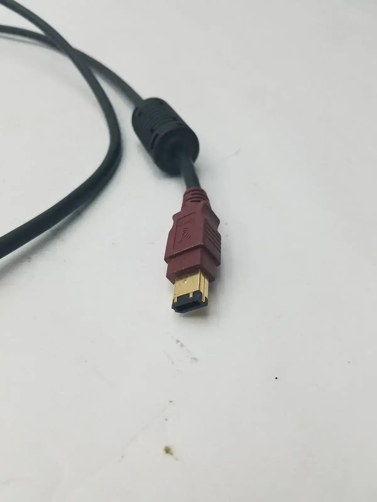Granite Digital Firewire 6 pin to 9 Cable - FireWire