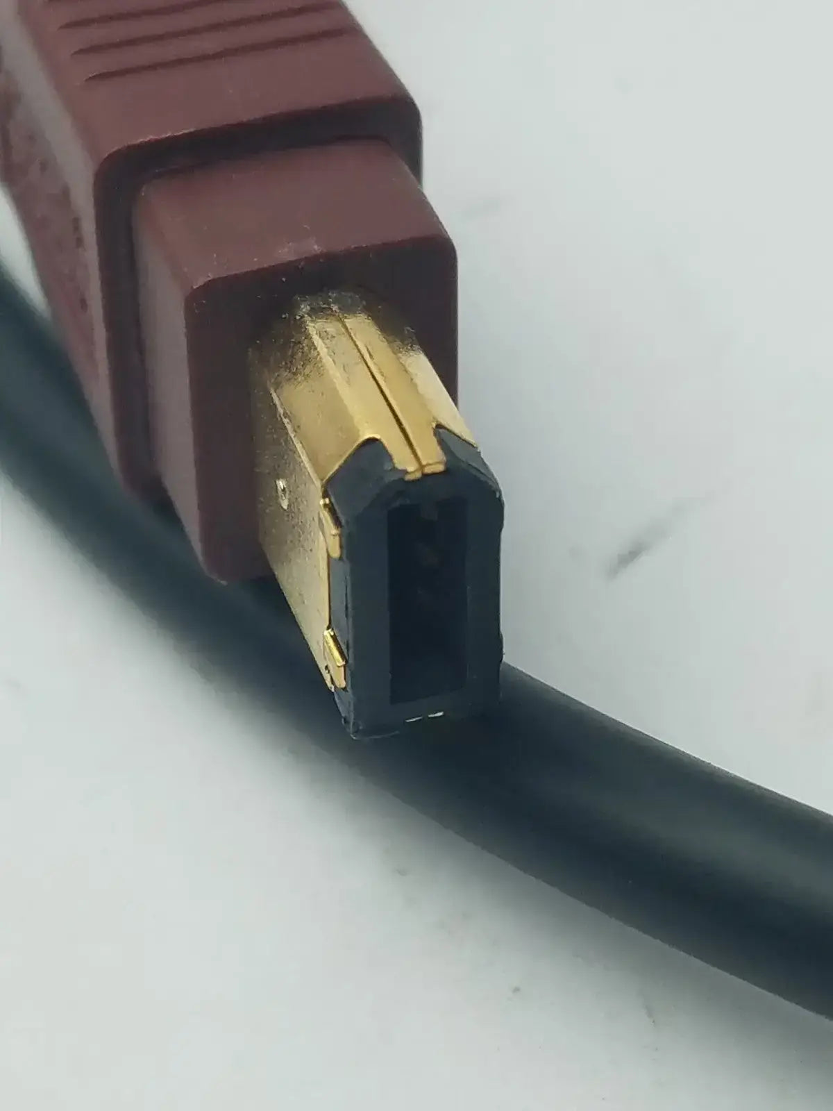 Granite Digital Firewire 6 pin to 9 Cable - FireWire