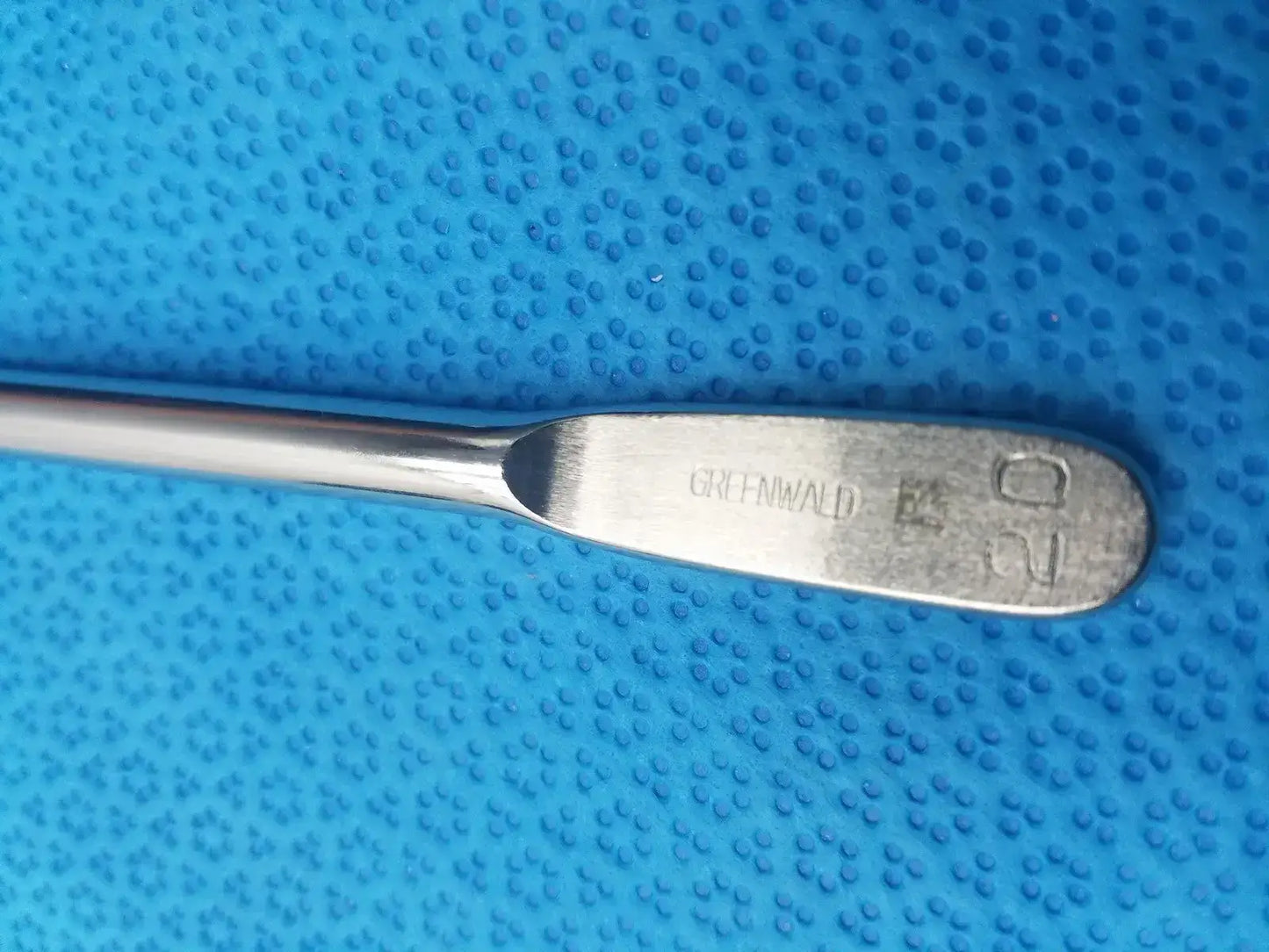 GREENWALD Stainless Steel Curved Surgical Instrument Size 20