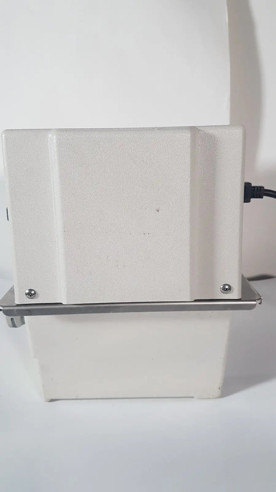 GRI 21000-002 External Waster Pump