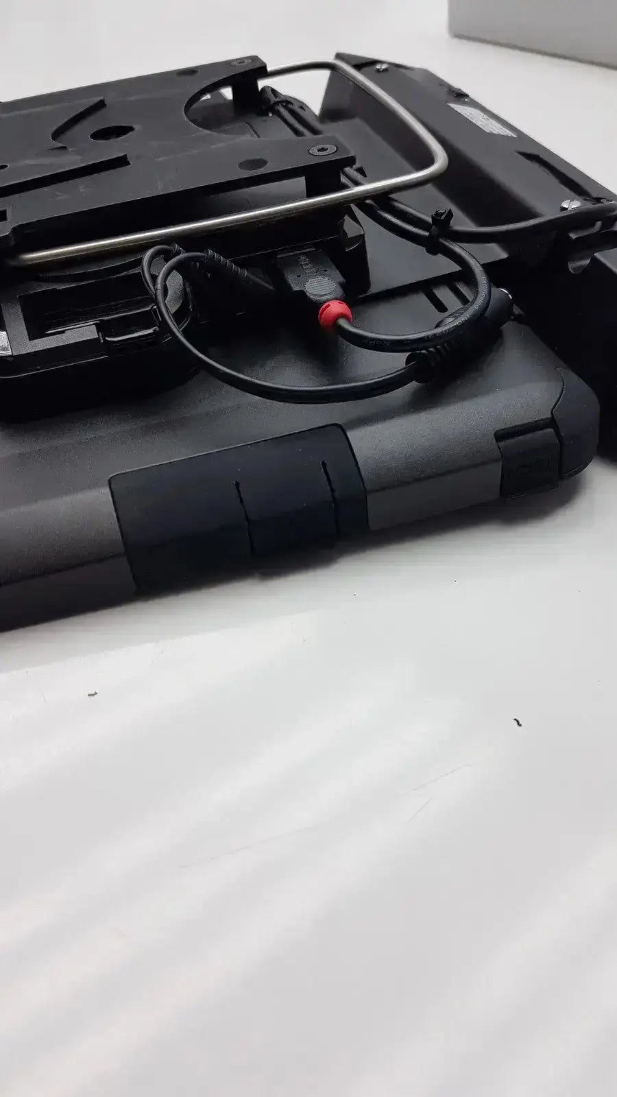 Black rugged laptop cooler with metal frame and attached cables for grid pad g-bbda2-10d used medical equipment for sale